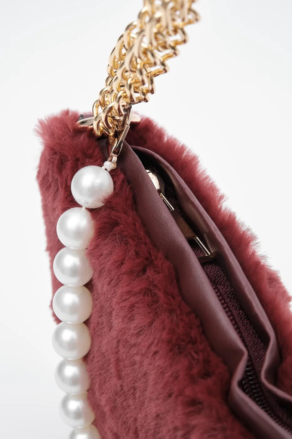 Teddy crossbody bag for stylish outings in burgundy