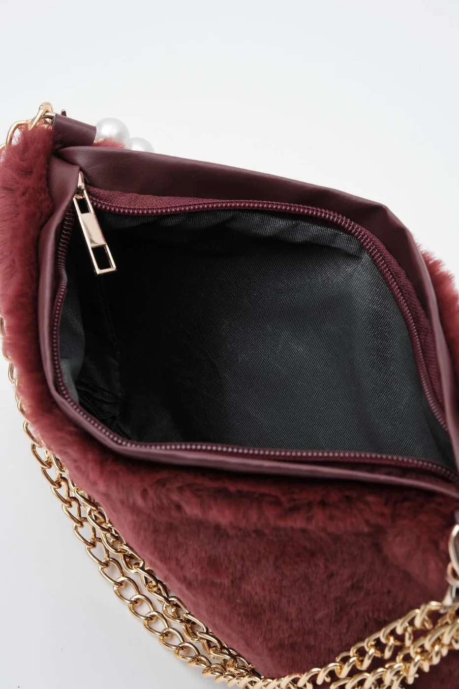 Teddy crossbody bag for stylish outings in burgundy