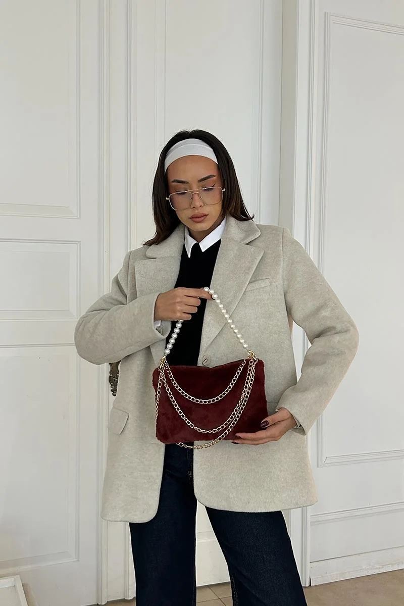 Teddy crossbody bag for stylish outings in burgundy