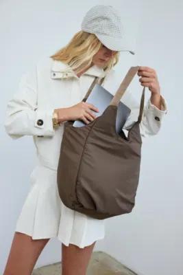 laptop crossbody bag in dark brown
