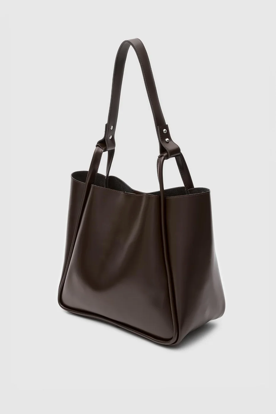 faux leather shoulder bag in dark brown