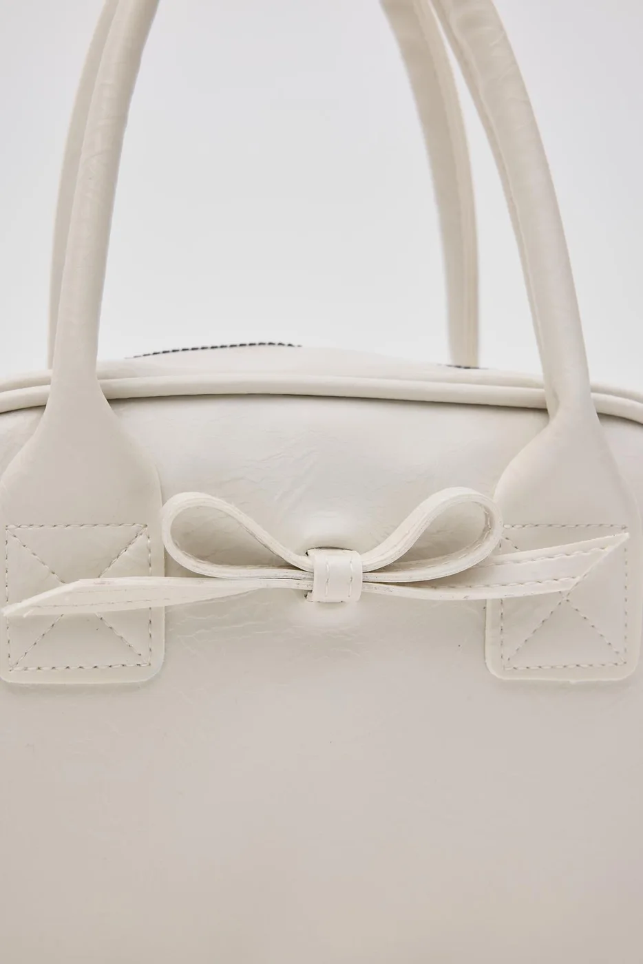 Faux leather crossbody bag for women Faux leather crossbody bag for women in cream