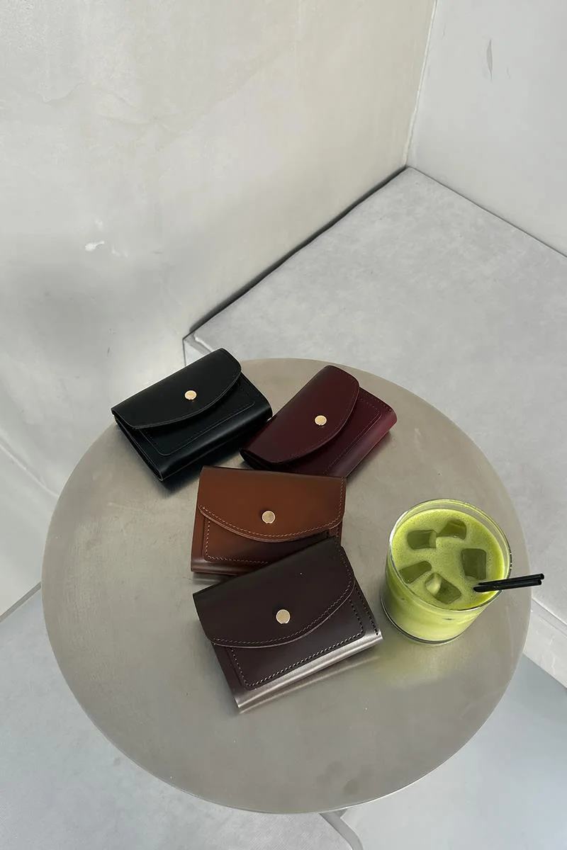 Faux leather wallet for women Faux leather wallet for women in nut shell