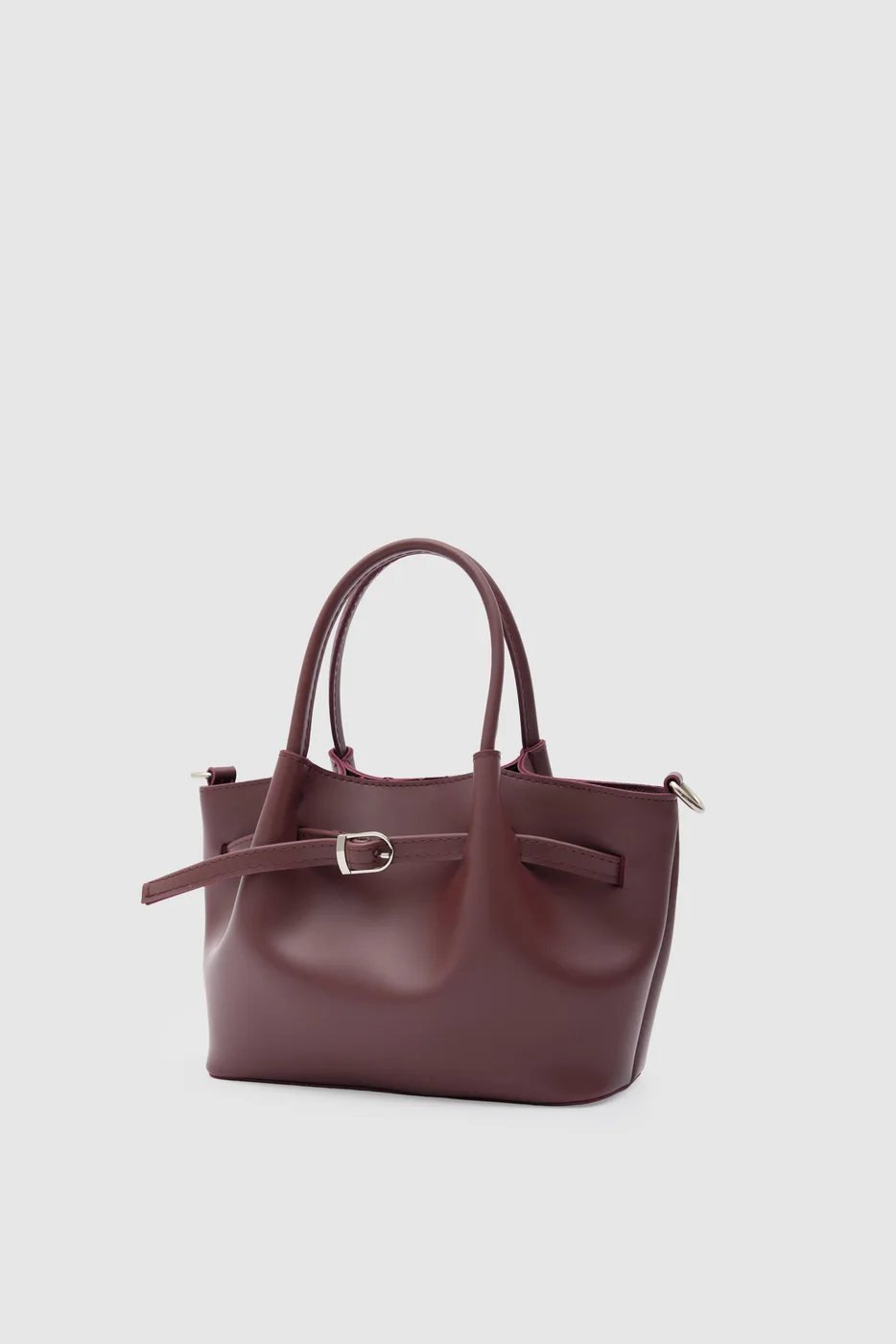 Faux leather crossbody bag in burgundy