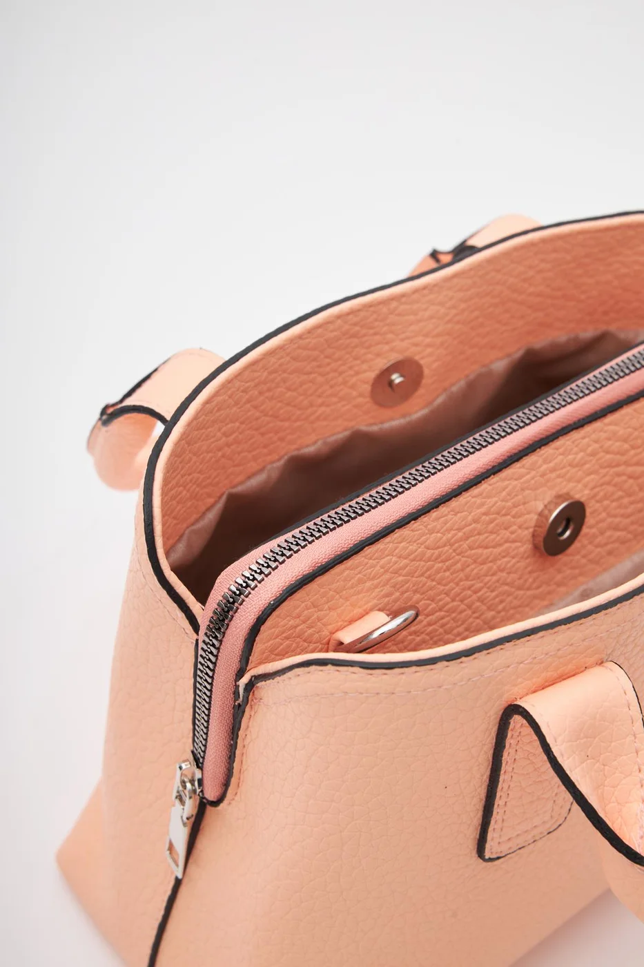 Pontus Faux Leather Crossbody Bag Pontus Faux Leather Crossbody Bag