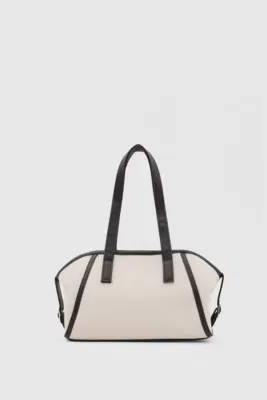 Canvas shoulder bag for everyday use Canvas shoulder bag for everyday use in dark brown