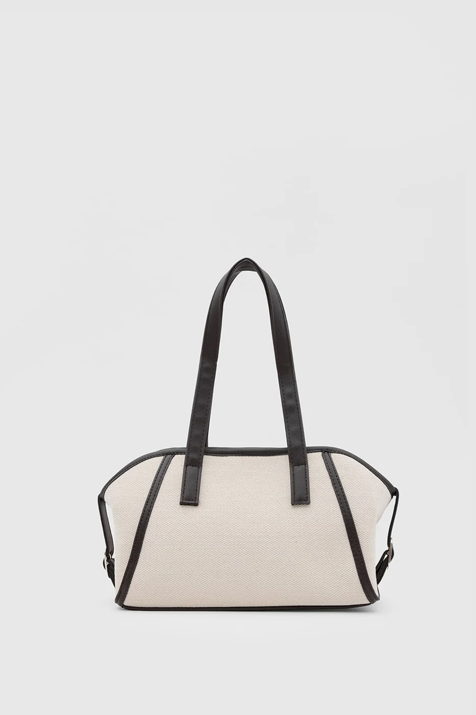 Canvas shoulder bag for everyday use in dark brown