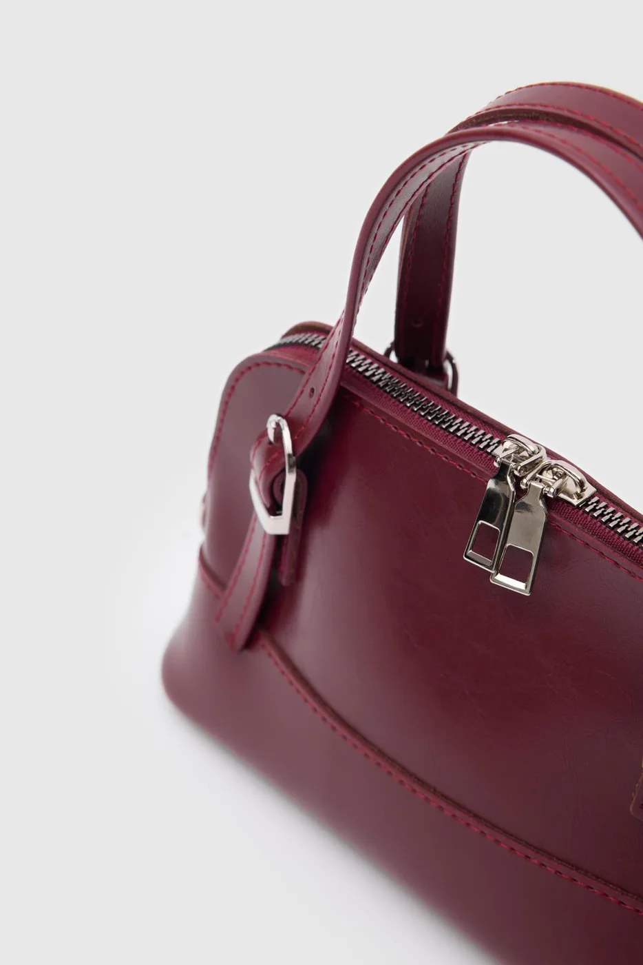 Faux Leather Crossbody Bag in burgundy