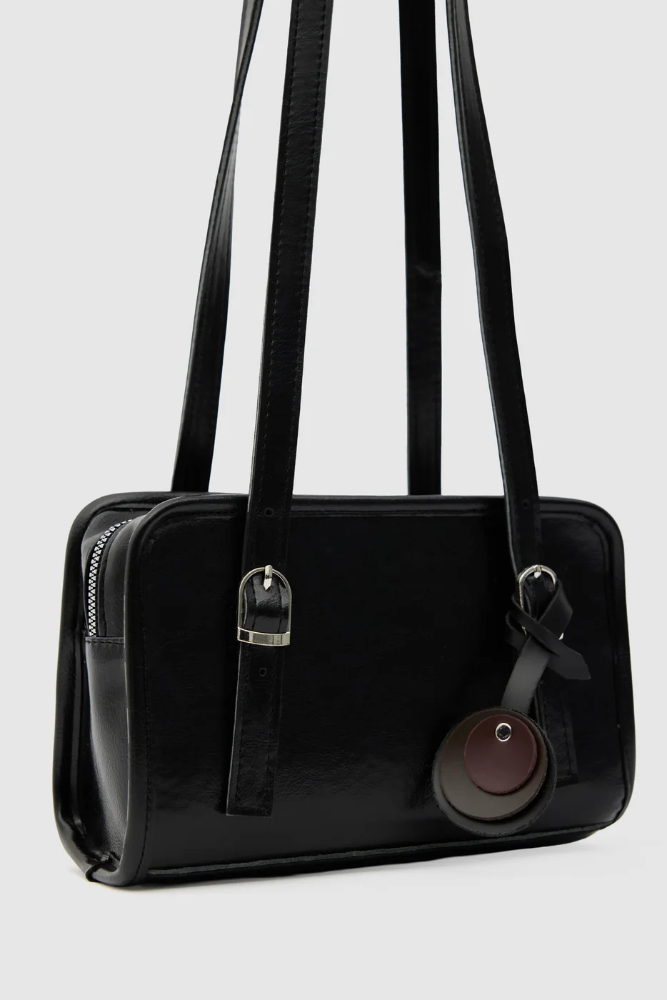 Faux leather shoulder bag Faux leather shoulder bag in black