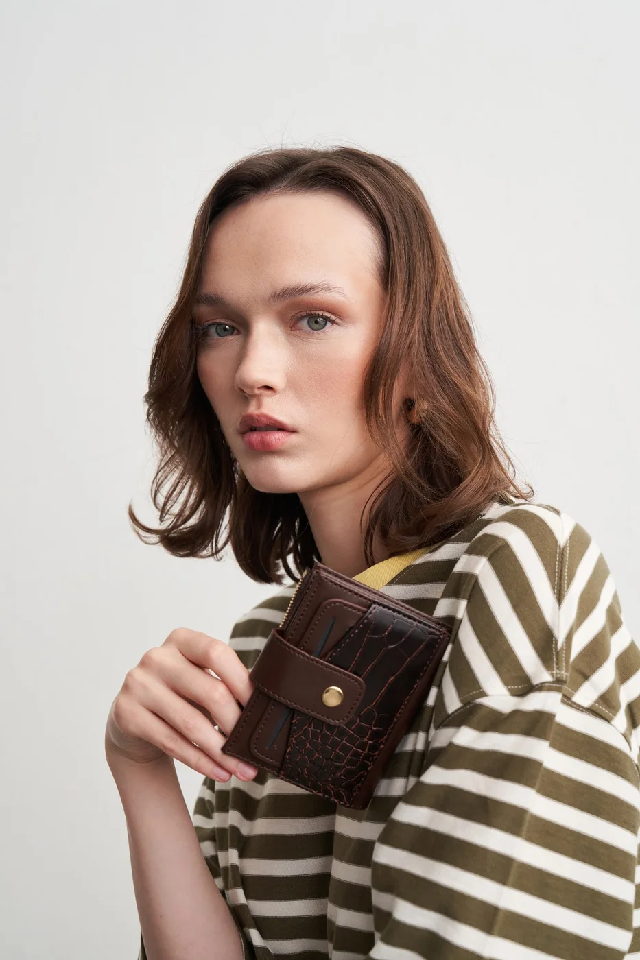 Crocodile print card holder in dark brown