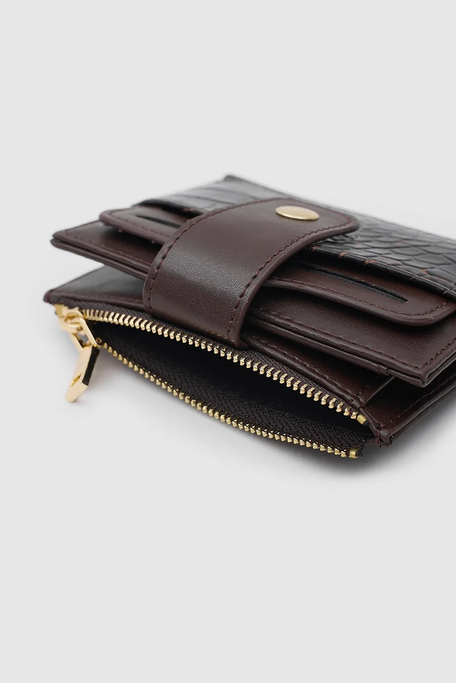 Crocodile print card holder in dark brown