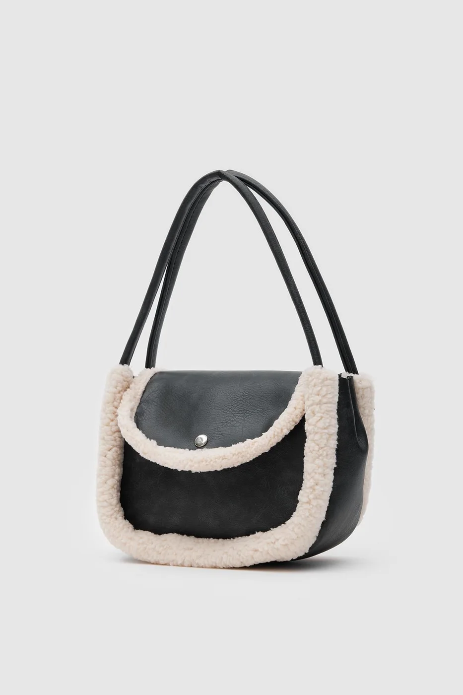 Faux leather crossbody bag for women Faux leather crossbody bag for women in black