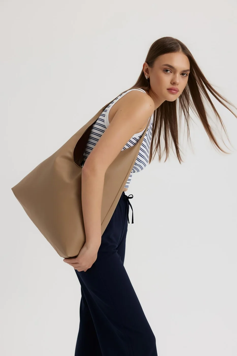 Stylish shoulder bag for women Stylish shoulder bag for women in beige