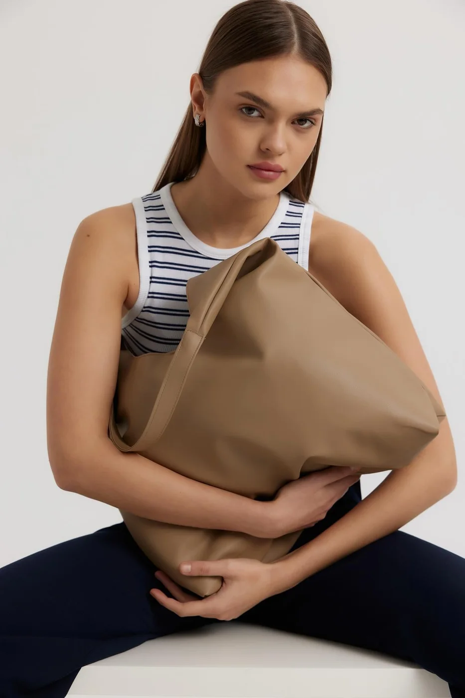 Stylish shoulder bag for women Stylish shoulder bag for women in beige