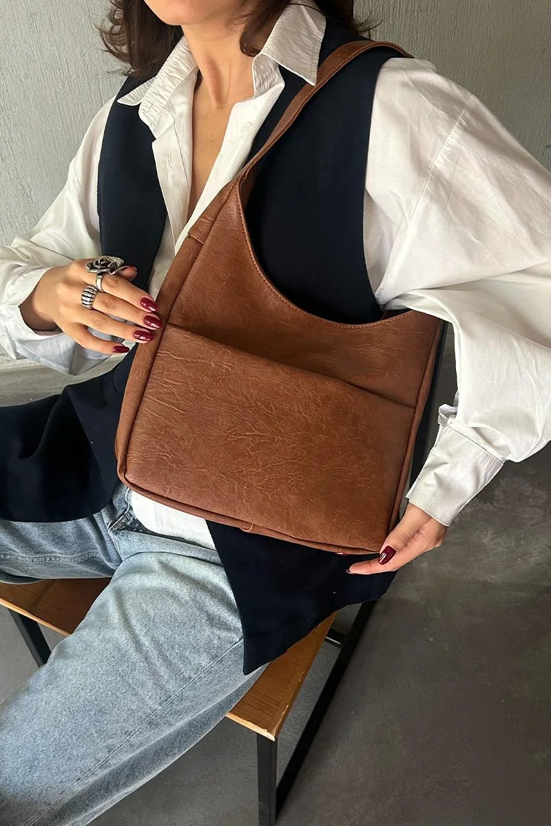 Faux leather shoulder bag Faux leather shoulder bag