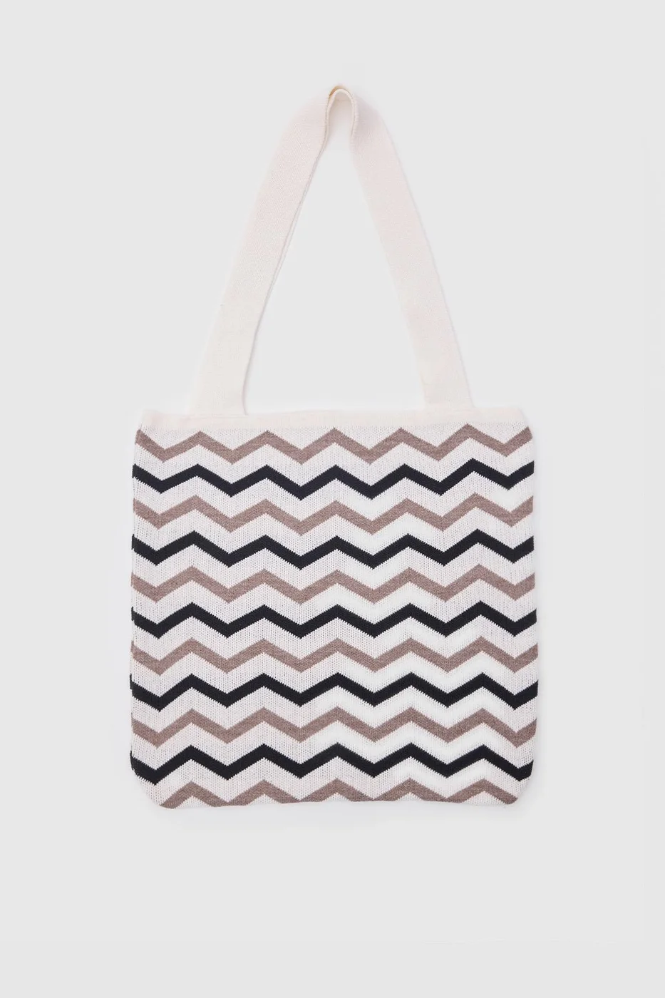 Knit shoulder bag