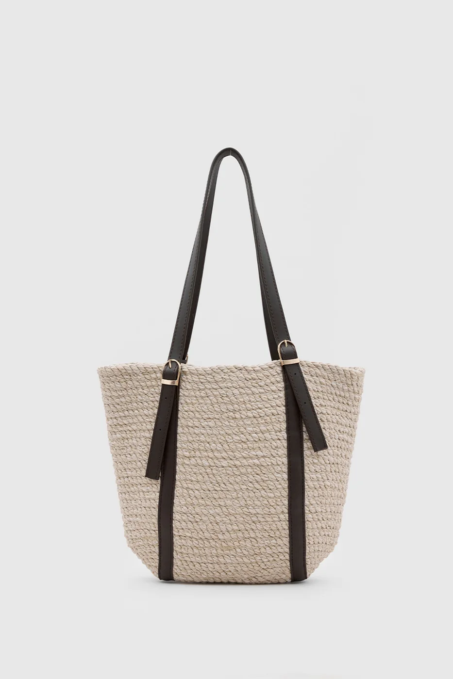 Woven shoulder bag for everyday use in cream