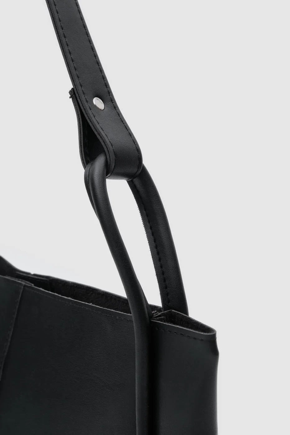 faux leather shoulder bag