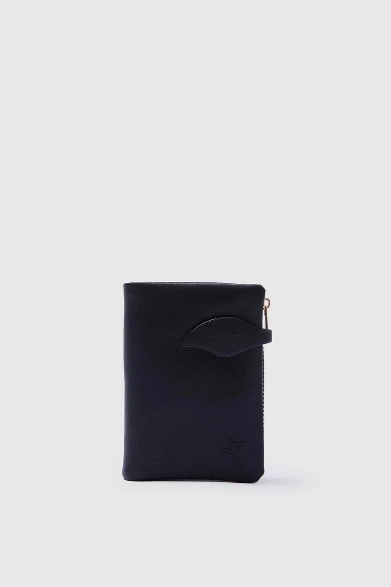 Faux leather wallet for women in black