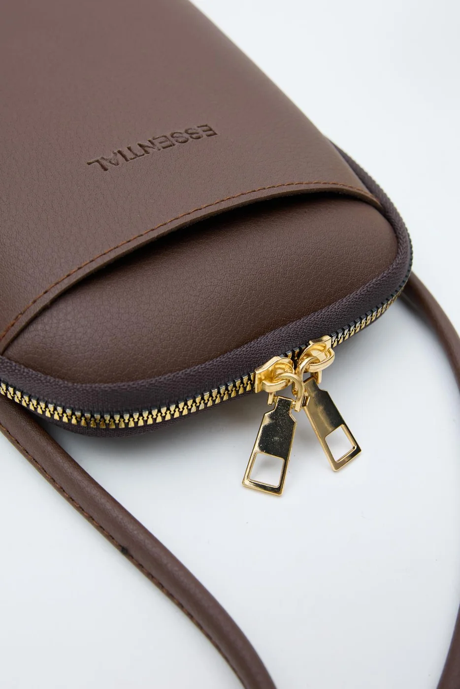 Faux leather crossbody bag for women in brown